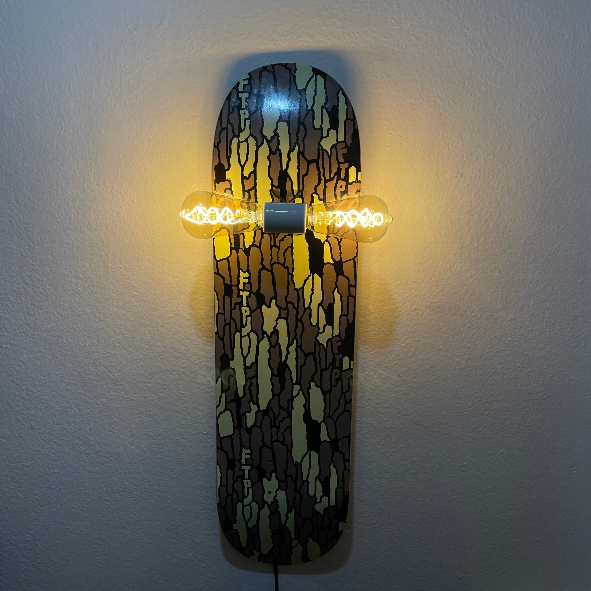 Skateboard Lamp online Kit - NO DECK INCLUDED